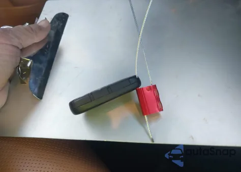 2020 Dodge Challenger Sxt Awd z USA, uszkodzony, nr VIN 2C3CDZGG9LH226227